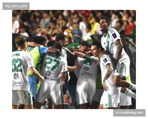 吉达国民主场对阵沙迦 雅伊斯勒4-2-3-1阵型激活进攻端